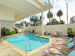 ocean-santa-monica-25171