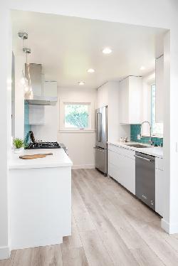 off-melrose-weho-40555