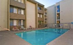 olive-executive-townhomes-9283