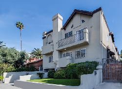 poinsettia-place-24236