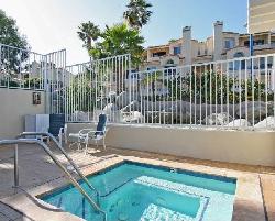 pointe-at-malibu-the-4374