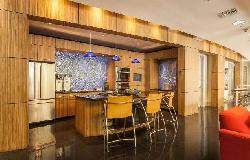 prado-on-lake-avenue-23125