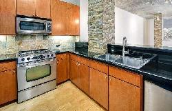prado-on-lake-avenue-23133