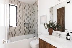 quin-silver-lake-47750