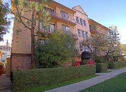 rexford-square-23401