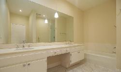 rexford-square-23409