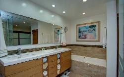 roxbury-plaza-ii-34944