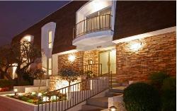 sawtelle-living-2907
