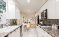 selby-plaza-30184