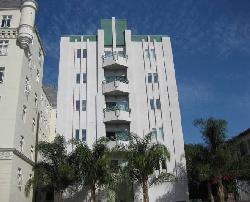 serrano-towers-25465