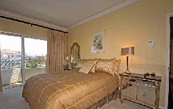 serrano-towers-25469