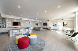 seven-west-dtla-28152