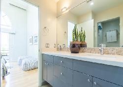 silver-lake-hilltop-42839