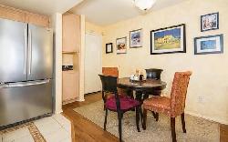 silver-lake-village-25513
