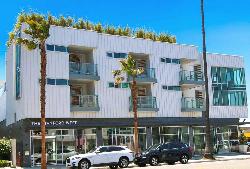stanford-west-39330