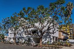 staytony-beverly-hills-34229