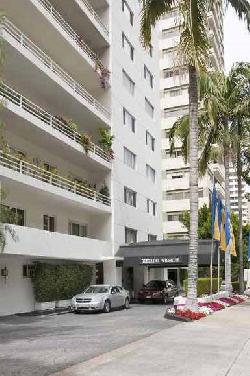 sterling-wilshire-32309