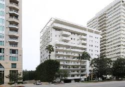 sterling-wilshire-32315