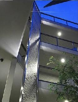 studio-837-13092