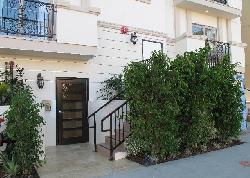 sweetzer-terrace-6265