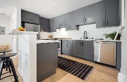 vica-silver-lake-44588