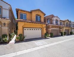 village-at-lake-balboa-45493
