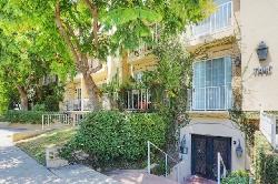 villas-at-moorpark-the-32159