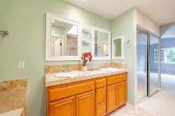 weddington-village-43408