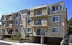 west-knoll-plaza-9764
