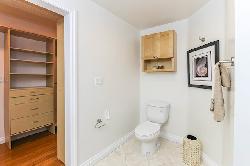 western-square-46175