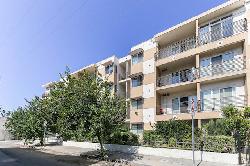 western-square-46181