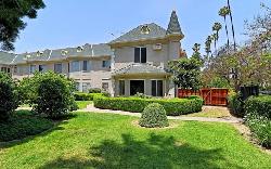 westmoreland-courtyard-30834