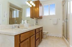 westwing-grand-plaza-24400