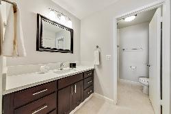 westwood-village-apartments-32962