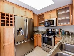 wilshire-margot-26095