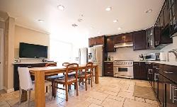 wilshire-tudor-23777