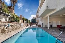 zelzah-ave-condos-48094