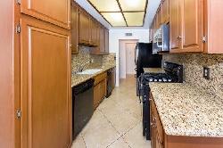 zelzah-ave-condos-48098