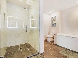 zen-hollywood-43502